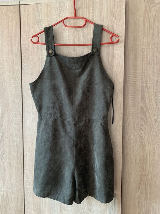 Krótki kombinezon khaki