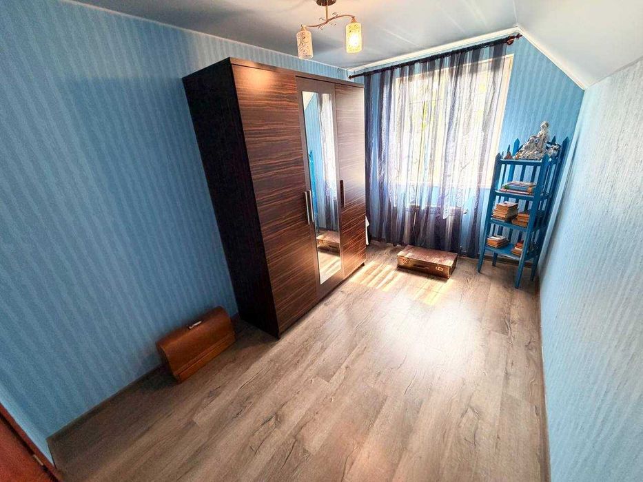 Продаж двоповерхового будинку в Довгинцівському районі