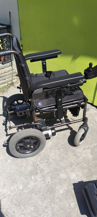 Wózek inwalidzki elektryczny