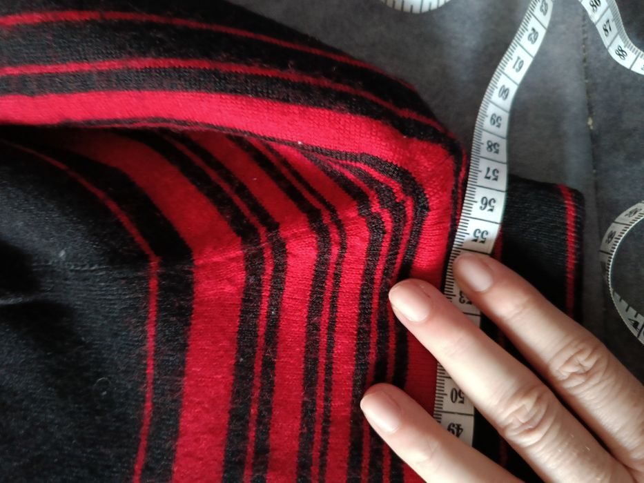 Wełniany czarny golf damski rozmiar L