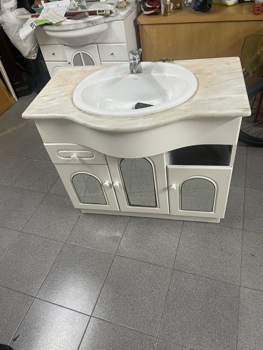 Moveis de casa de banho da roca com espelho