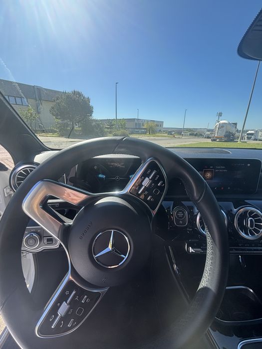 Mercedes Benz A200