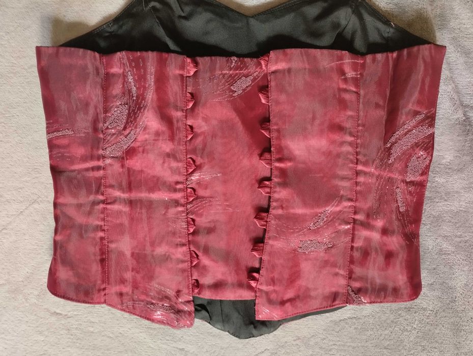 Gorset od sukienki bordo