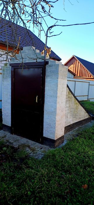 Будинок газифікований з виходом до річки с. Степанки