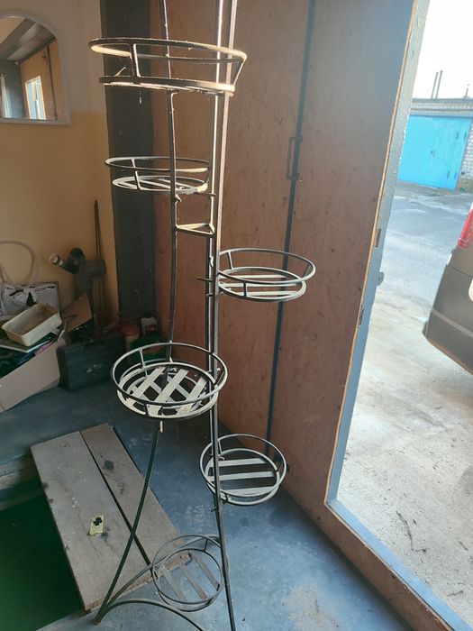 Подставка для цветов