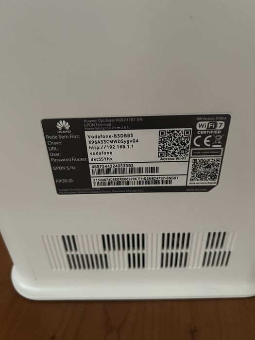 Vendo mini frigorifico em garantia e usado so 2 semanas