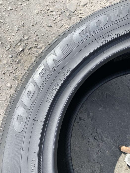 Шини нові 225/65 R18 Toyo зима нові