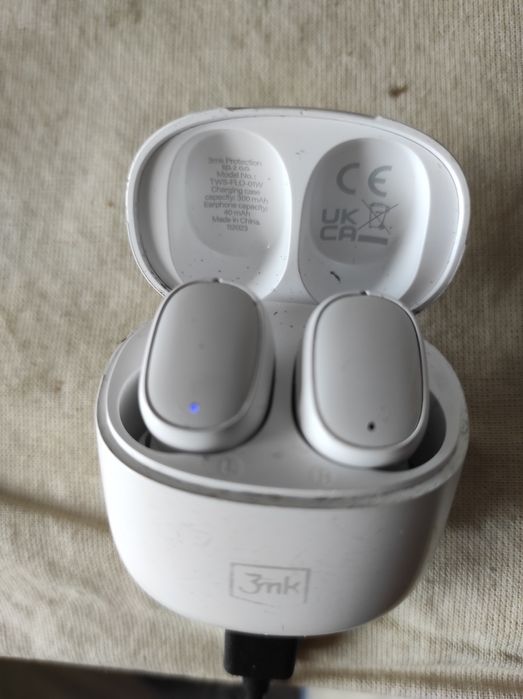 Słuchawki bezprzewodowe białe dwa zestawy