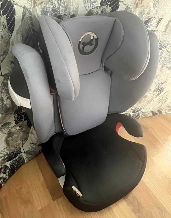 Fotelik Cybex Solution M | 15–36 kg | R44/04 | Graphite Black