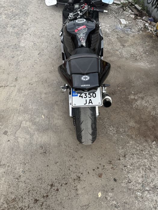Yamaxa YZF-R1 ямаха р1