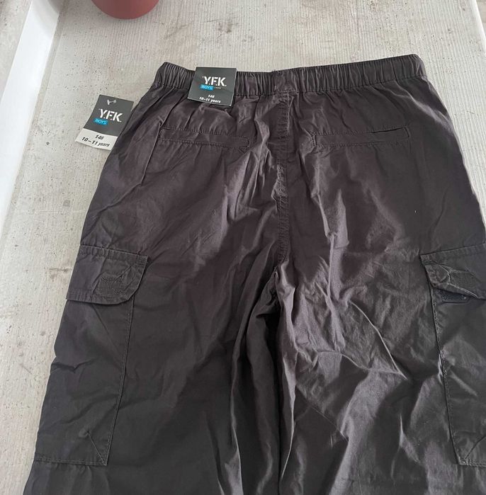 Joggery spodnie dla chłopca z metką Nowe Y.F.K 10-11 lat 100% bawełna