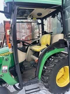 John Deere 3038e  320 godzin 4X4