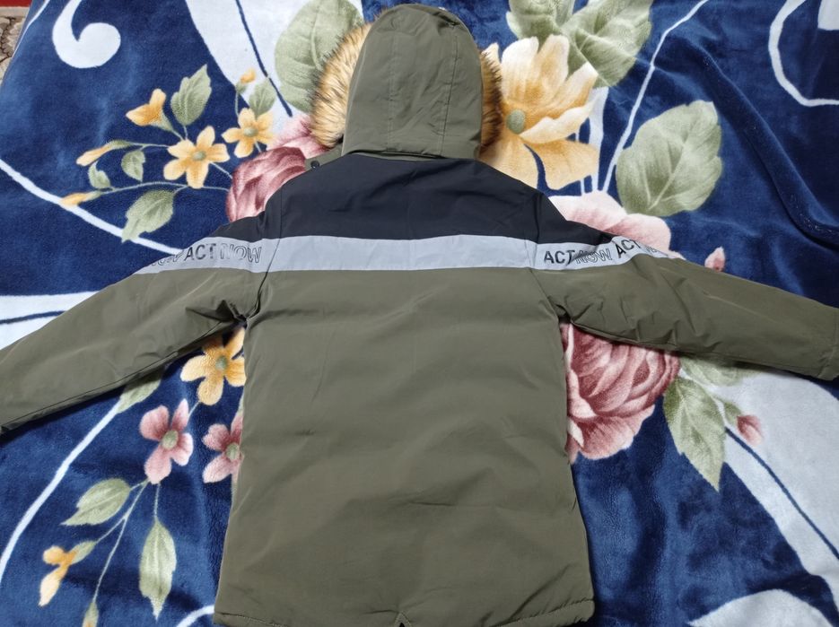 Куртка зимова на хлопця утеплена