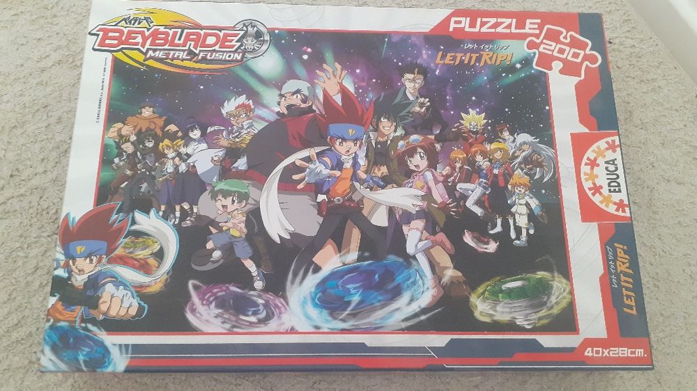 Puzzle Beyblade 200 peças