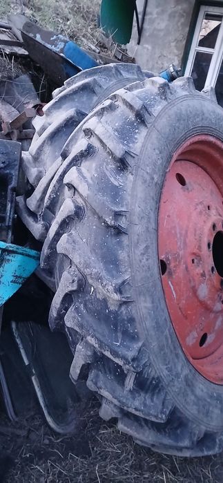 Запчастини до трактора т40