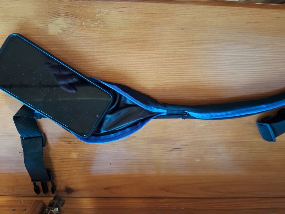 Спортивная ,поясная бананка