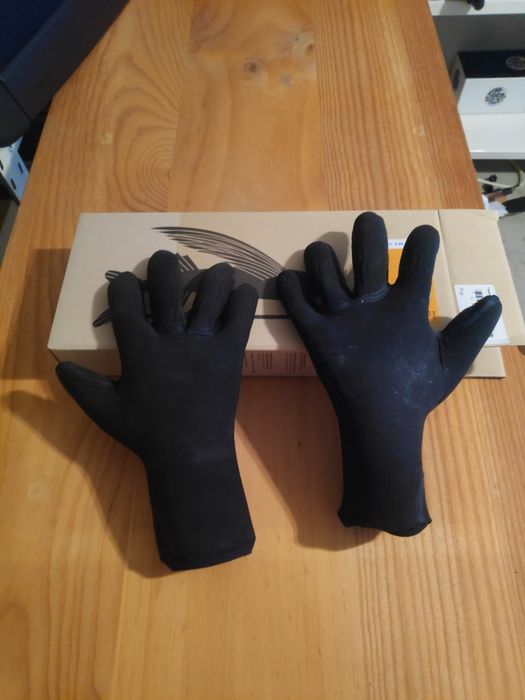 Patagonia R3 Yulex Wetsuit Gloves Vila do Conde • OLX Portugal