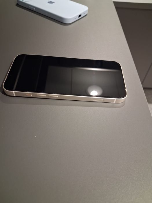 Iphone 13 w stanie idealnym