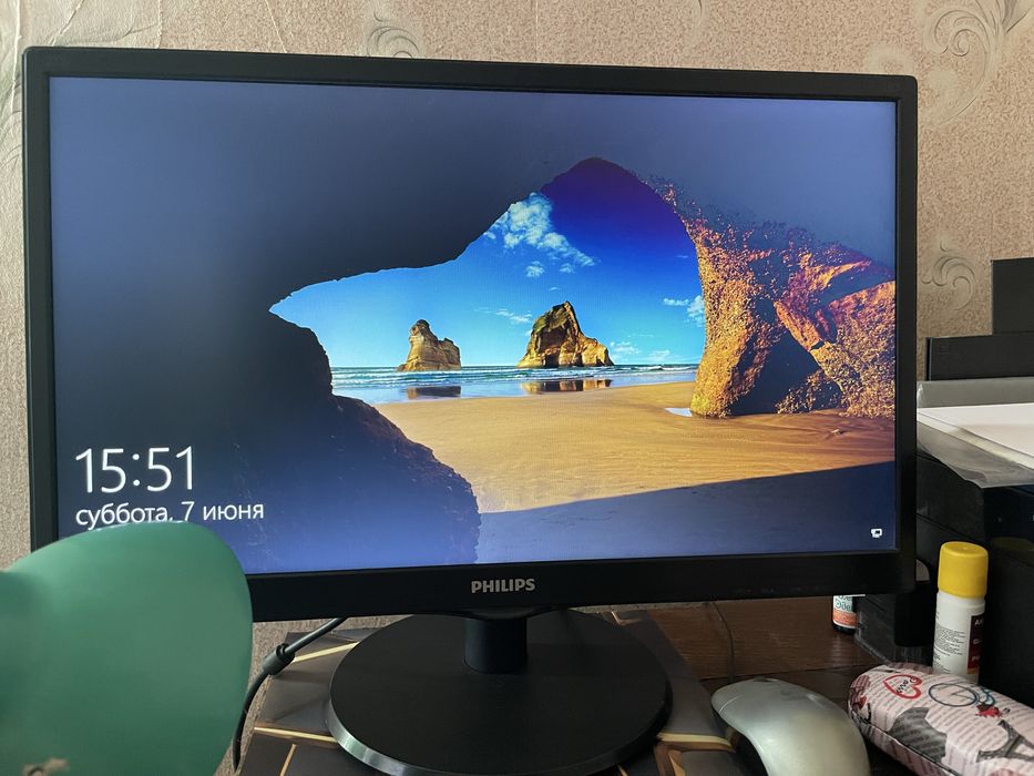 Монитор Philips 223V5L / 21.5"