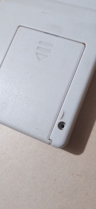Consola Brick antiga