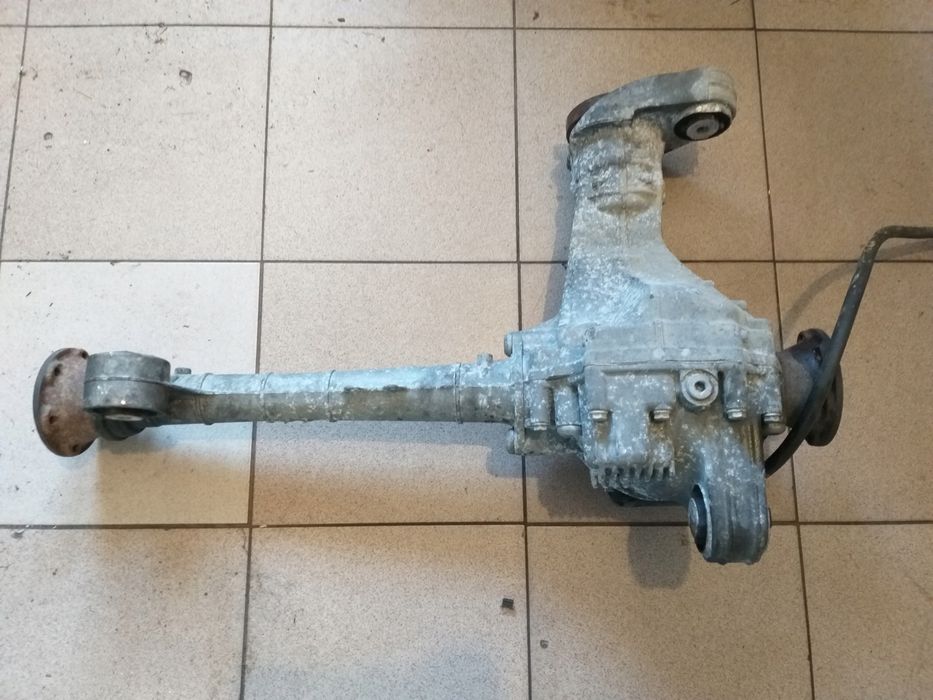 Most przód Cayenne 4.5 Turbo 0AA409508B Jte