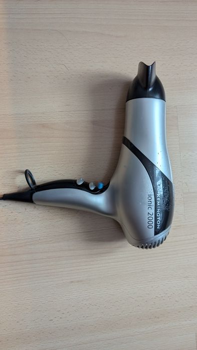 Suszarka Remington Ionic 2000 z jonizacją