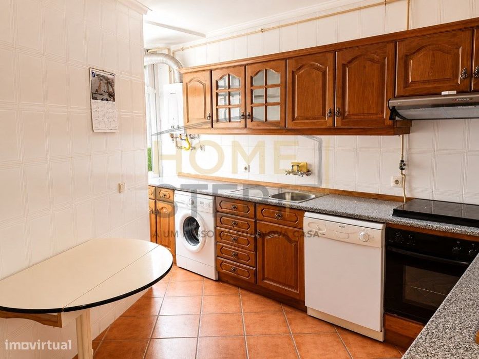 Apartamento T3 para arrendamento em Arrifana, Santa Maria da Feira