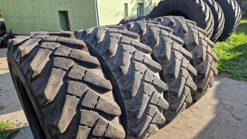 12.5-20 12.5/80-20 340/80-20 335/80r20 Solideal Camso 12PR 60%