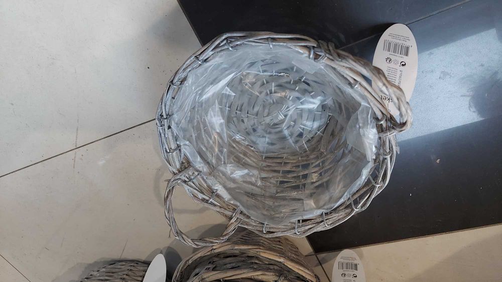 Koszyki wiklinowe do stroików 24/10 cm 20zł/sztuka