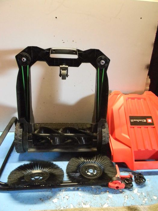 Zamiatarka ręczna Einhell TC KM 65