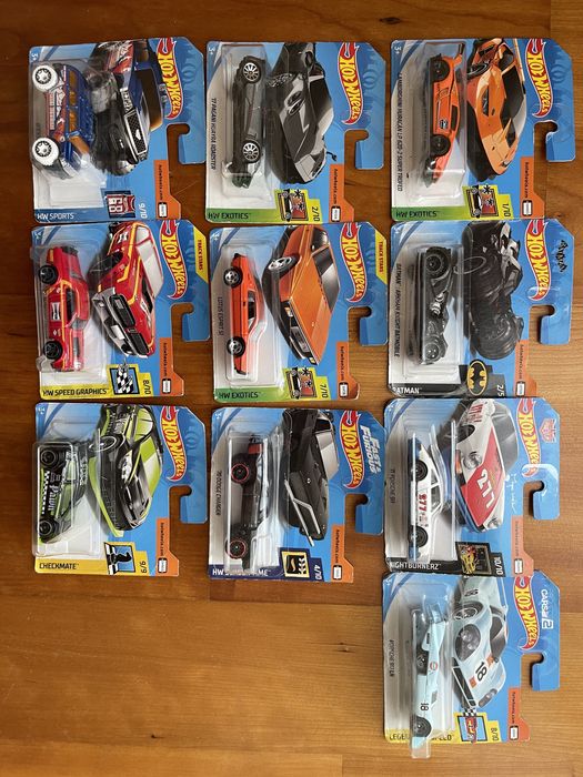 NOVOS: Carros Hotwheels Coleção Honda, Porsche e outros