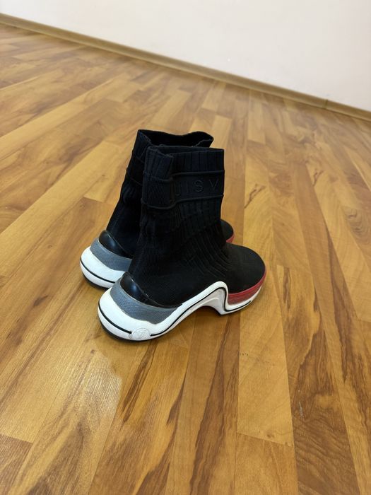 Кросовки Луи Виттон