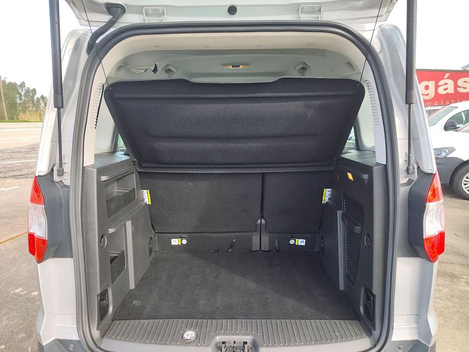 Ford Tourneo Courier 1.0 EcoBoost Ambiente