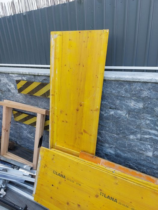 6 pranchas de madeira amarela