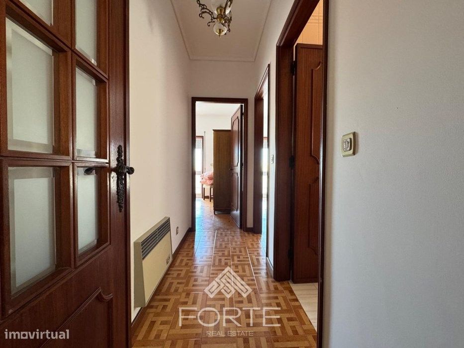 Apartamento T2 para Arrendamento no Centro de Espinho