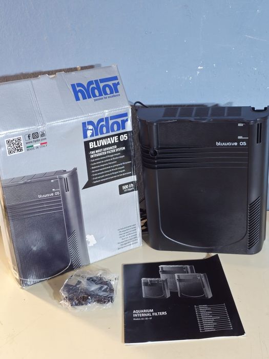 Filtr wewnętrzny do akwarium do 200 litrów Ferplast Bluwave 05