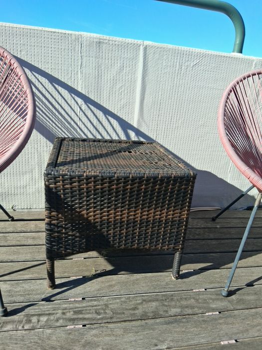 Mesa de Apoio e Cadeiras de Jardim - HAPPY DAY