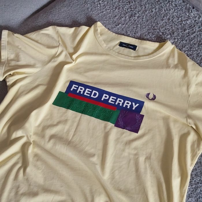 Fred Perry футболка
