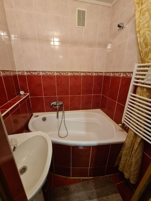 Здається в оренду 2 кімнатна квартира