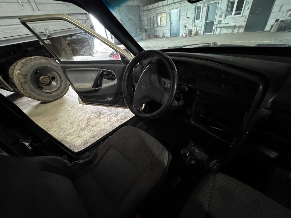 Автомобіль ВАЗ-21099