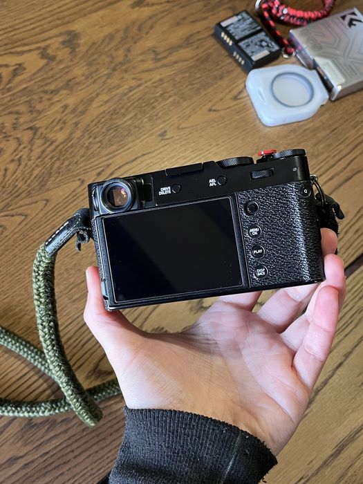 Fujifilm X100V - sem caixa