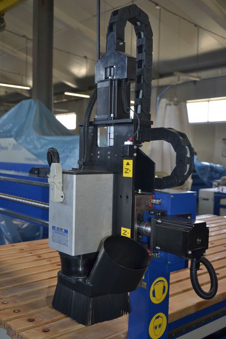 Фрезерний станок з ЧПУ Артмастер 2112/ 2515