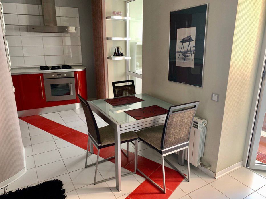 Продам! 2 кімнатну квартиру на пр.Науки