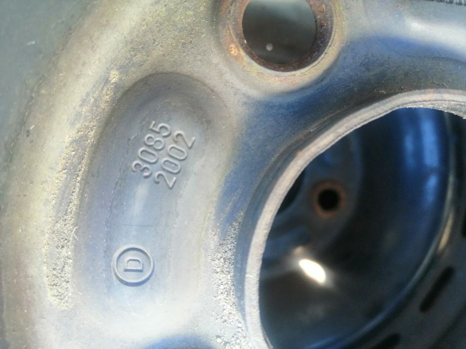 Felgi stalowe Volvo 15 cali.