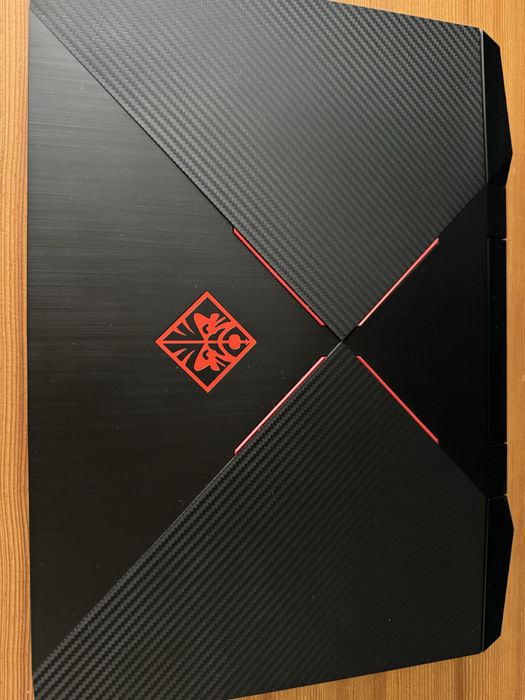 Portátil HP Omen Gaming 15-DC1014NP