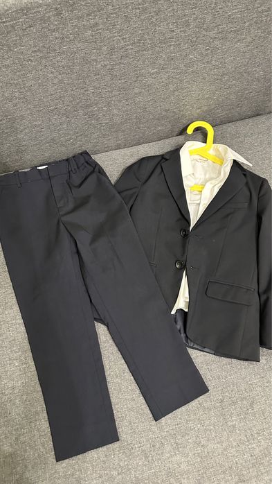 Школьная форма для мальчика Zara.116 см.