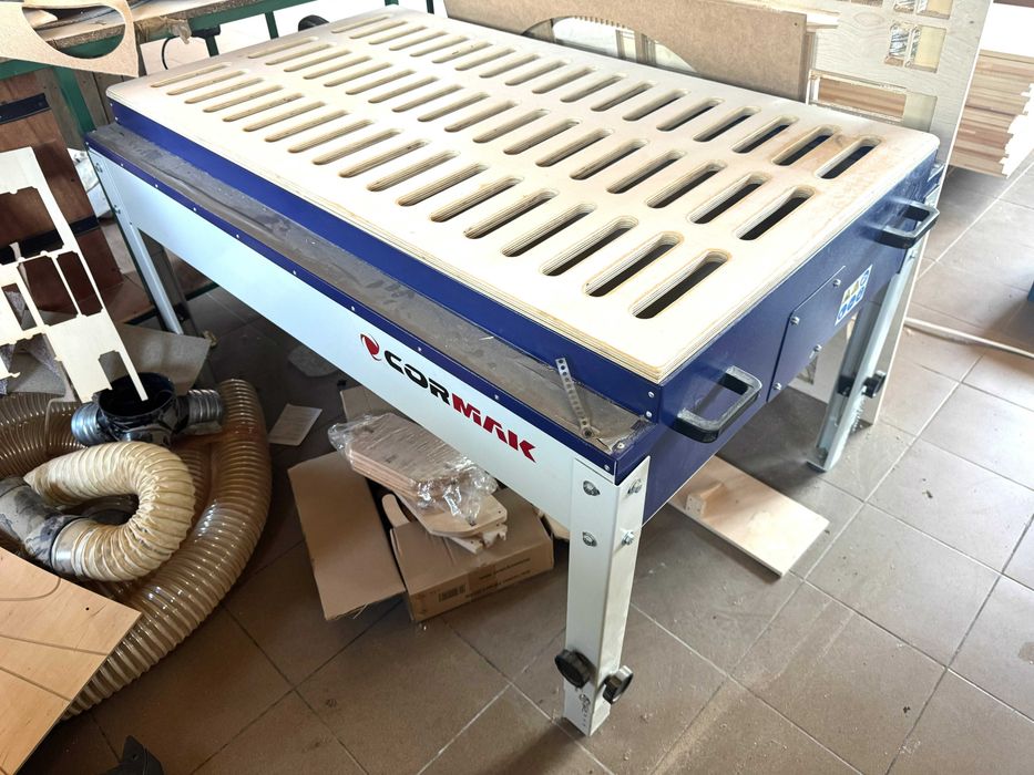 Stół szlifierski odciągowy CORMAK 1500 × 1000 mm