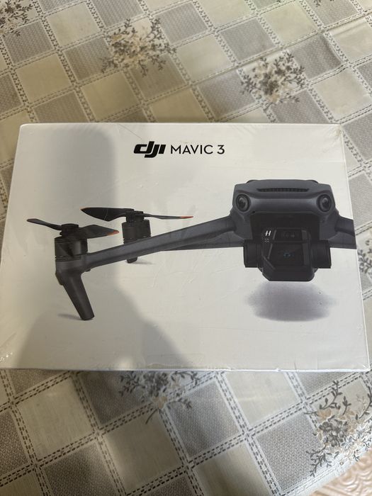Квадрокоптер  DJI Mavic 3 — новий