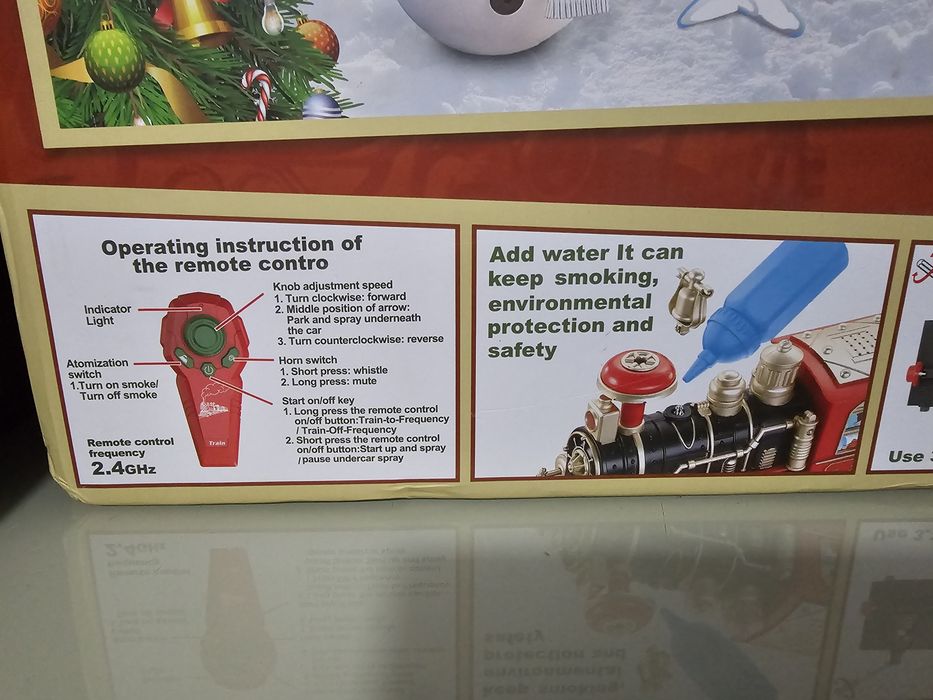 Este conjunto de brinquedos é o Train the World, um comboio de Natal t