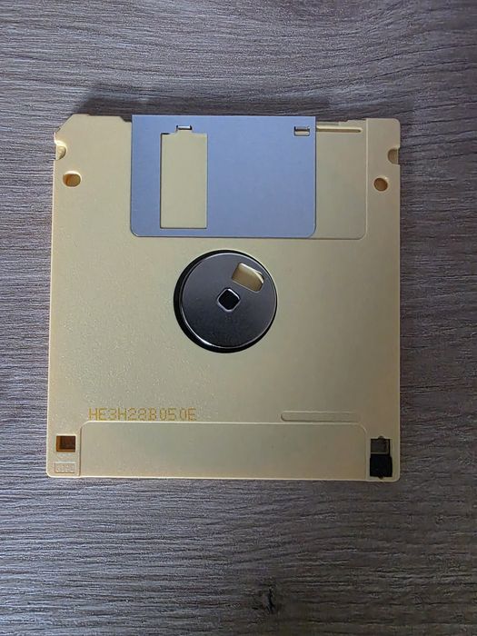 Dyskietka ze sterownikami dla systemów Windows 95/98/ME/2000